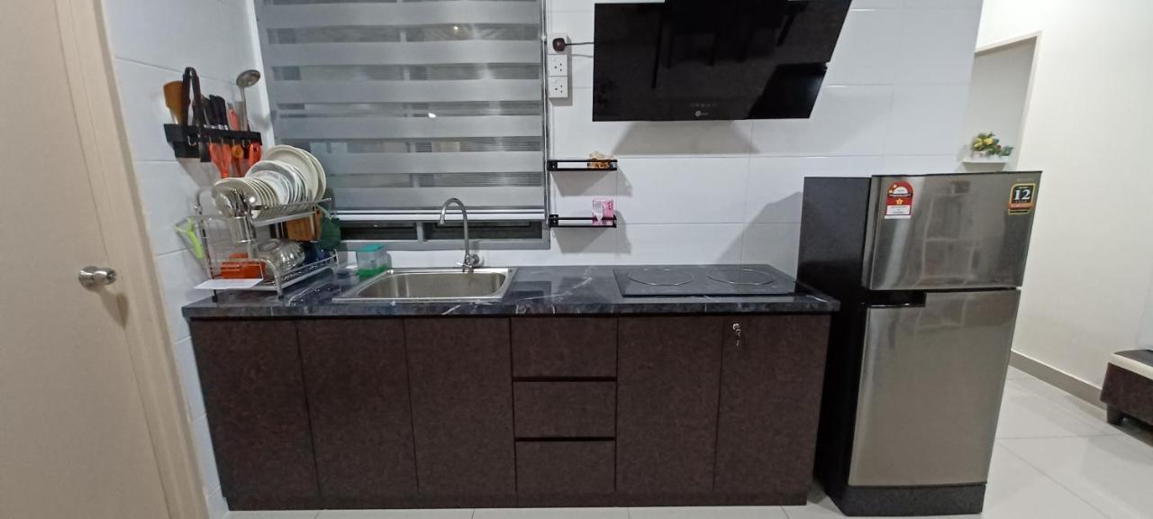 Homestay Arc Austin Hills Jb 4-5Pax Джохор-Бару Екстер'єр фото